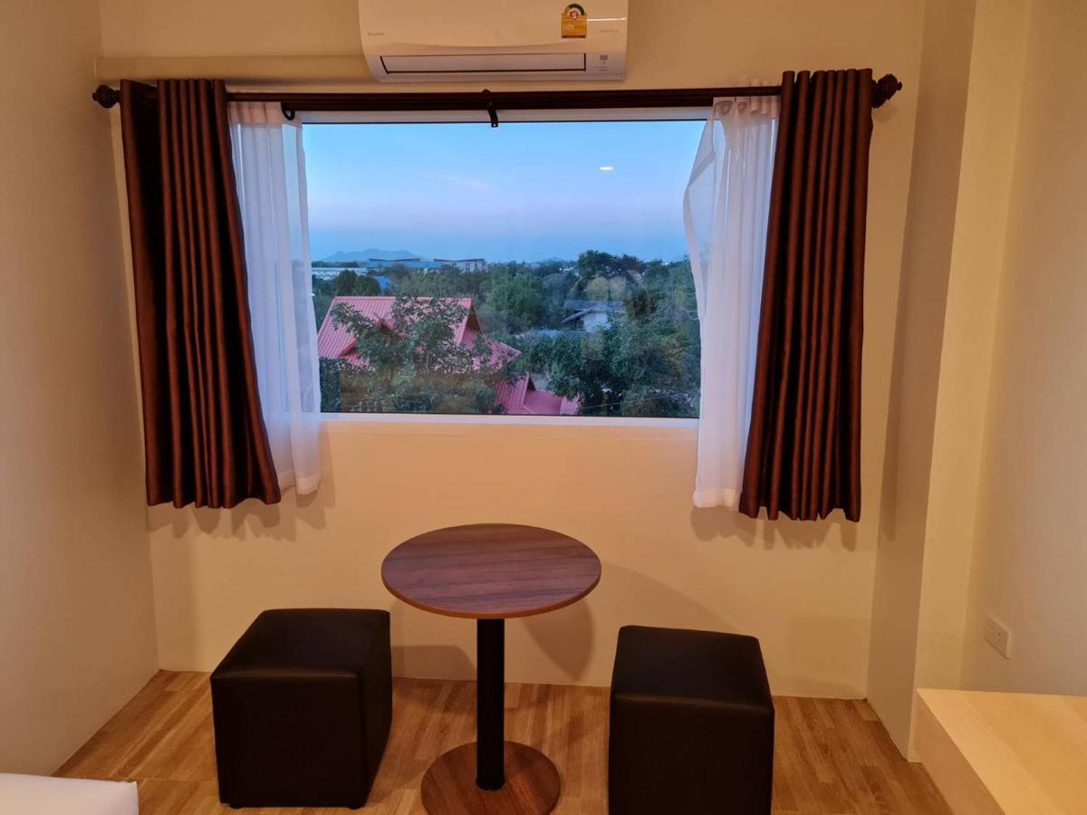 The Charlotte Smart Hotel Лопбури Экстерьер фото