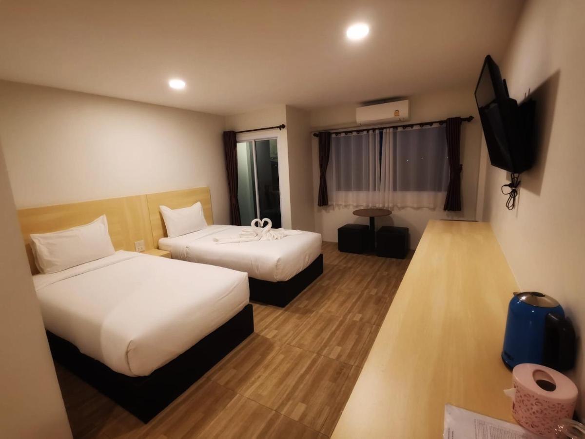The Charlotte Smart Hotel Лопбури Экстерьер фото
